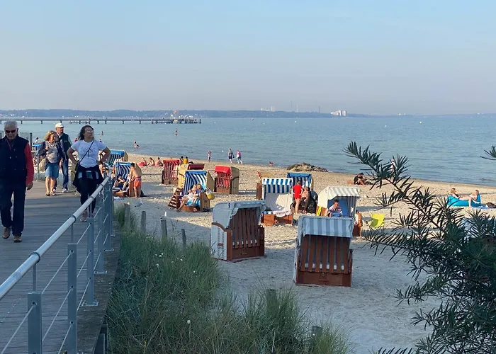 Moderne 3-Zi-Wohnung Mit Meerblick Direkt Am Strand