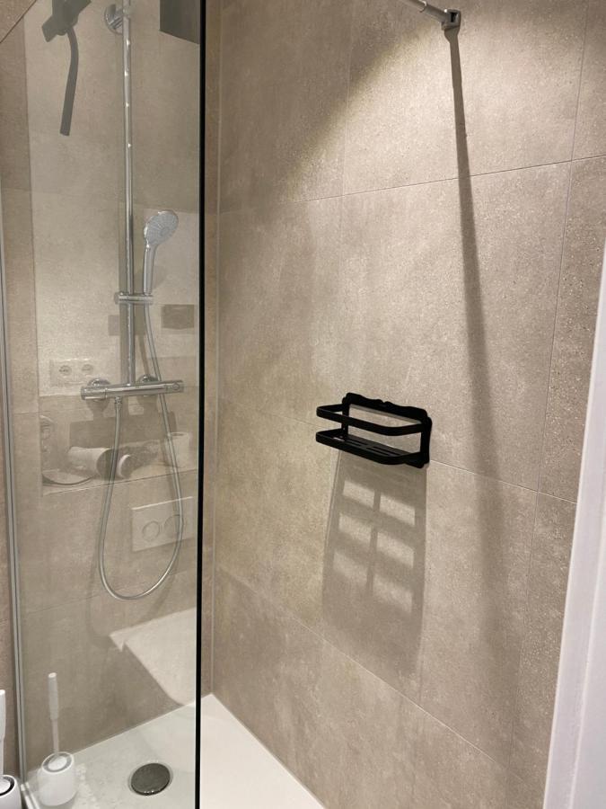 Moderne 3-zi-wohnung Mit Meerblick Direkt Am *